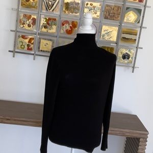 Zara Turtleneck Sweater Size L